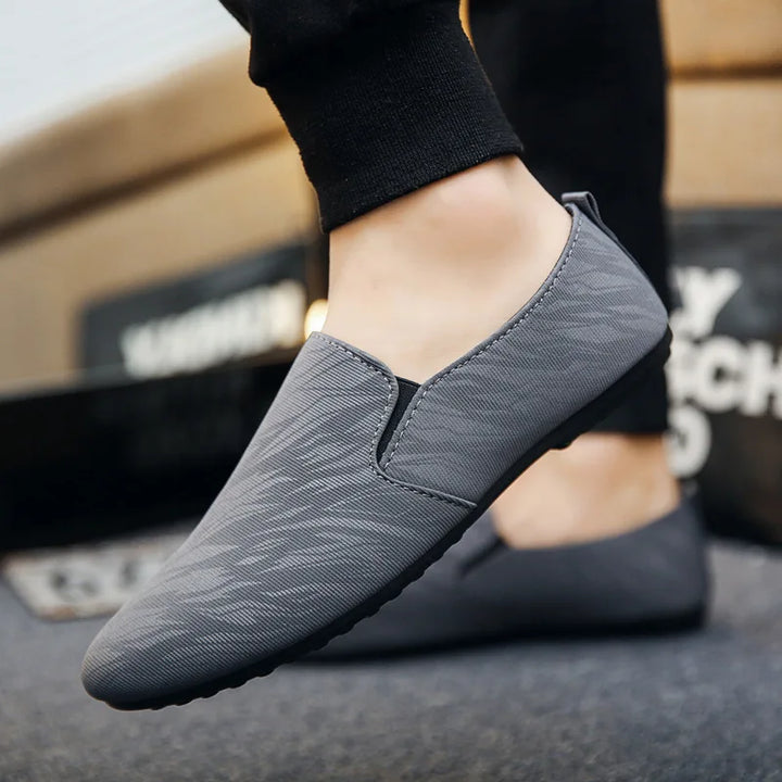 Men’s Flat-Bottomed Canvas Sports Shoes