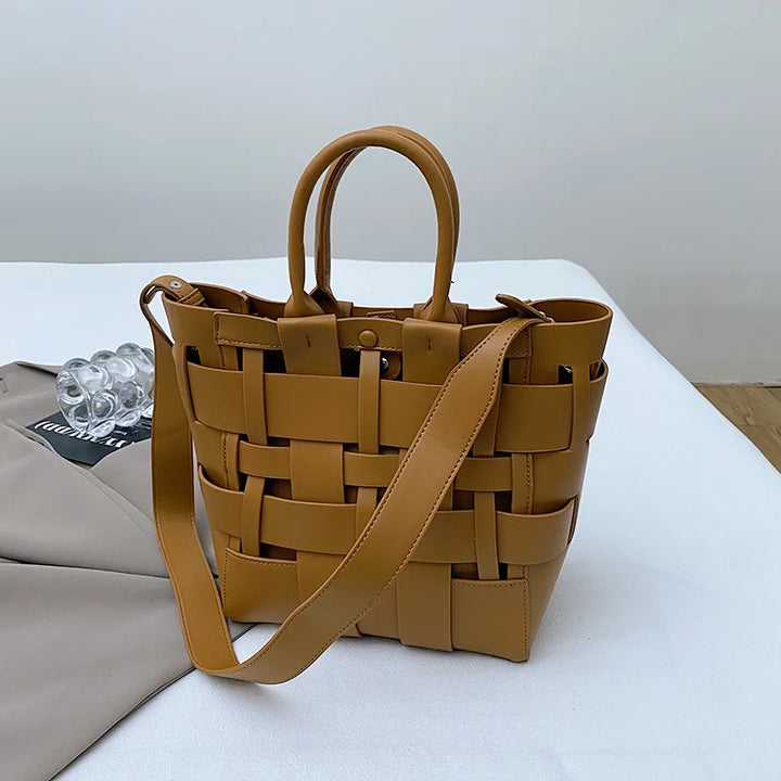 Woven Shoulder Bag Elegant Women’s Tote