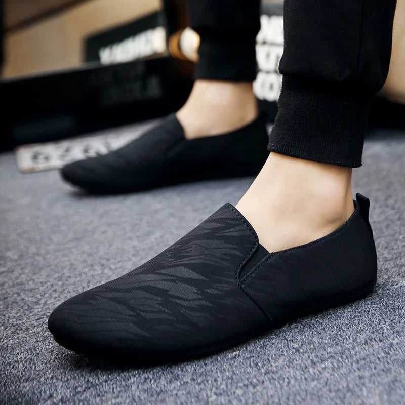 Men’s Flat-Bottomed Canvas Sports Shoes