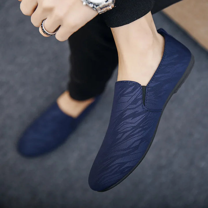 Men’s Flat-Bottomed Canvas Sports Shoes