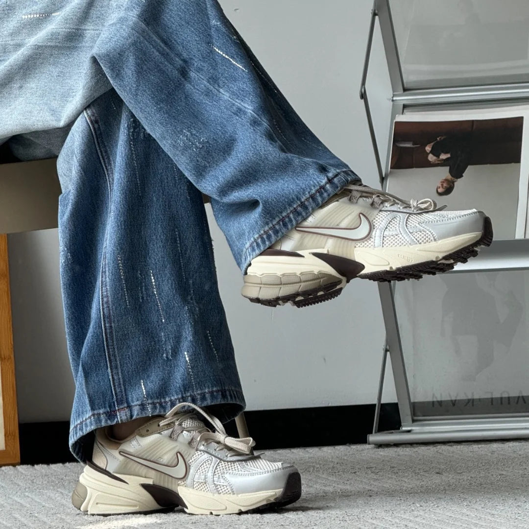 The V2K low top Shoes