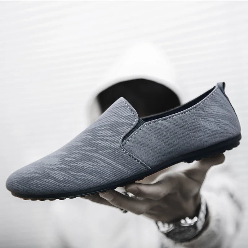 Men’s Flat-Bottomed Canvas Sports Shoes