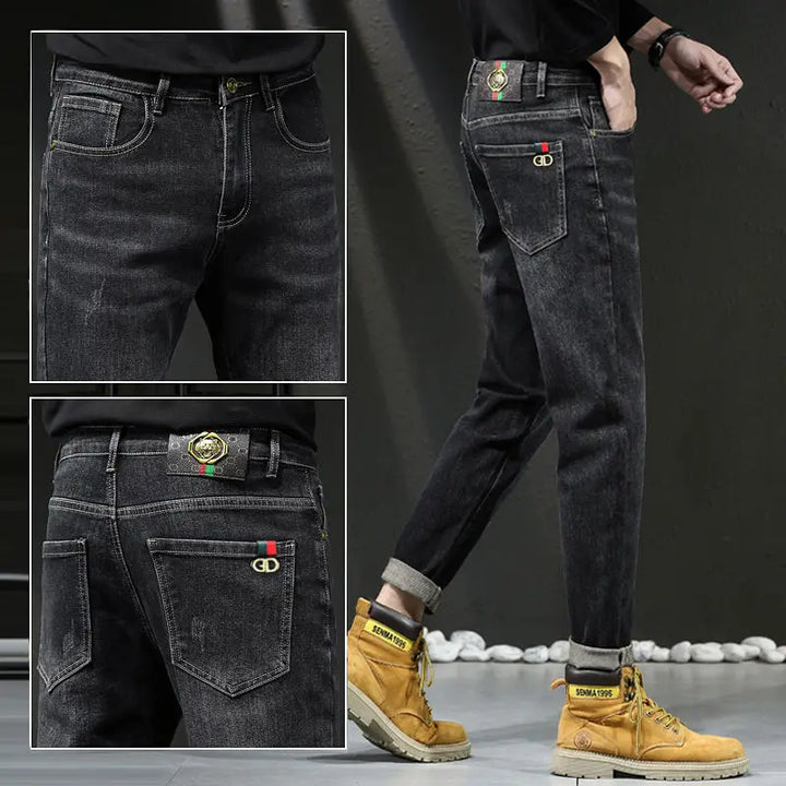 Washed Pockets Embroid Badge Jeans