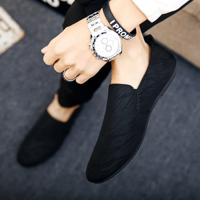 Men’s Flat-Bottomed Canvas Sports Shoes