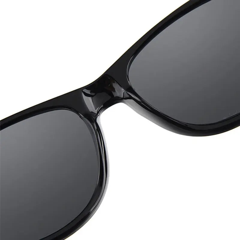 Classic Oval UV400 Sunglasses Unisex by Glazzy