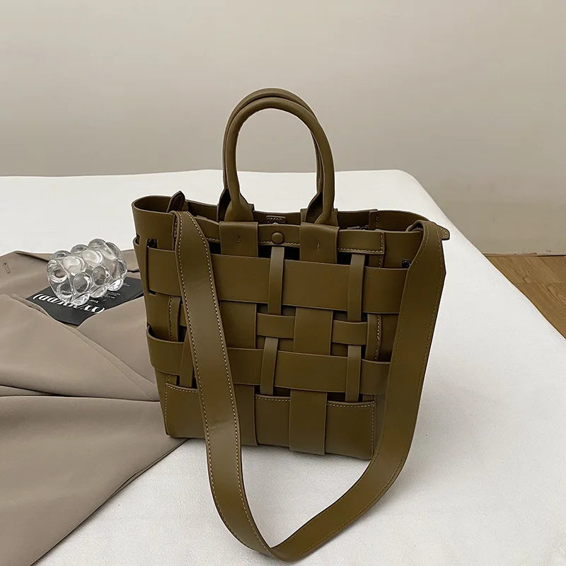 Woven Shoulder Bag Elegant Women’s Tote